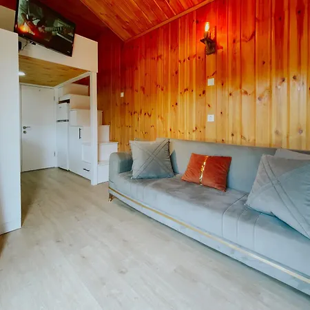 Apartment Miya Garden Tiny House
