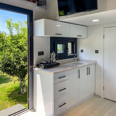 Apartment Miya Garden Tiny House